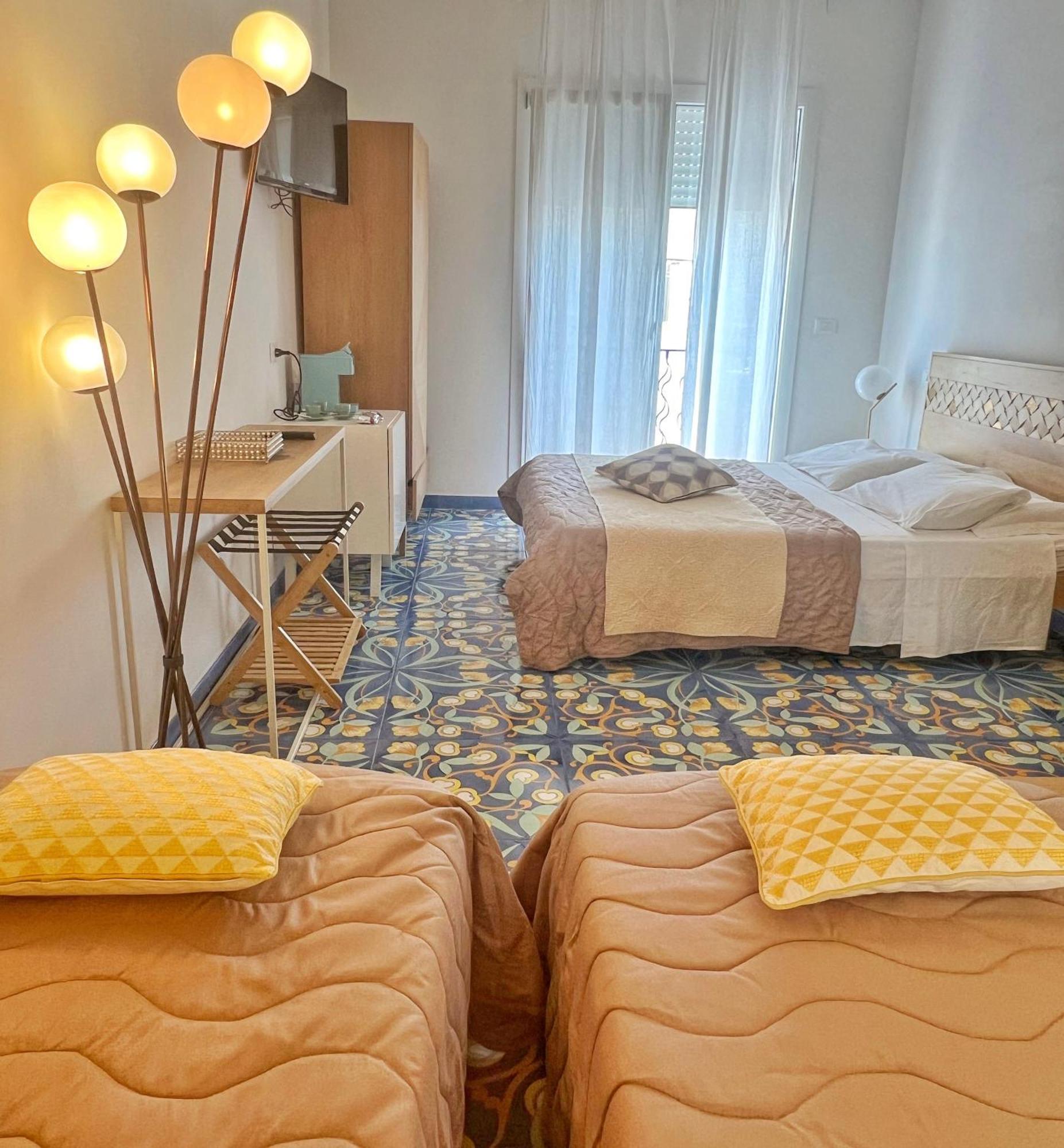 Le Bateau Bleu - Adults Only 12 Plus Porto Cesareo Ngoại thất bức ảnh